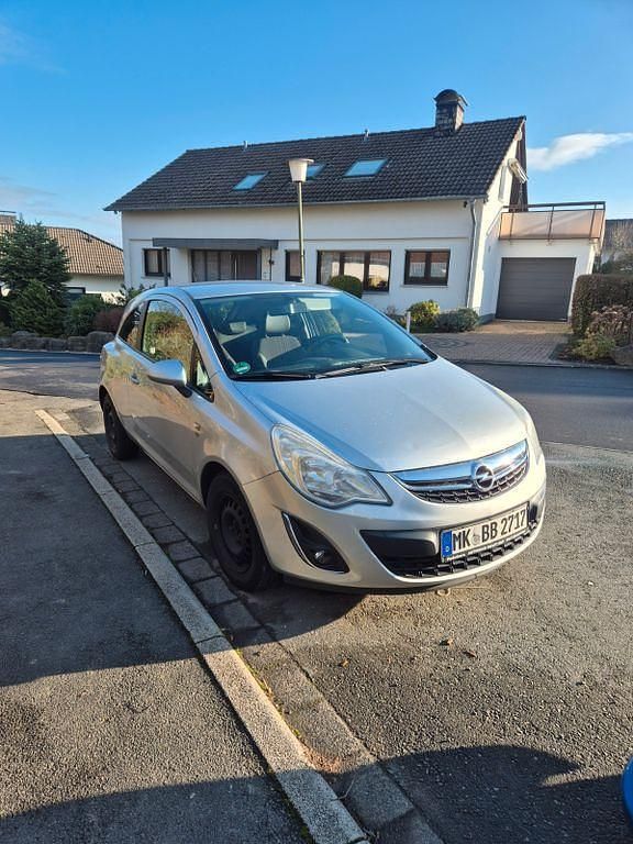 Gebraucht Opel Corsa Color Edition 87 PS (63 kW) 2012 Silber Kleinwagen
