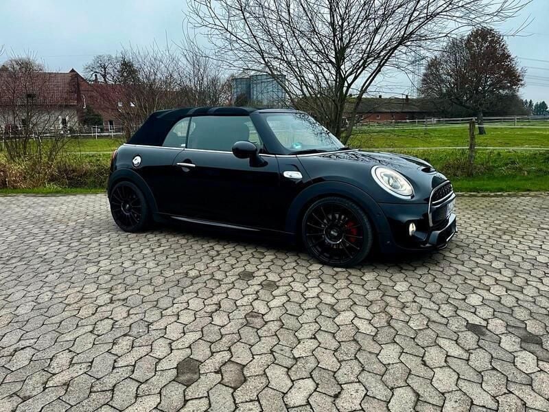 Schwarz Gebraucht 2016 Mini Cooper S Cabriolet Cabrio | 19.500 € (Fairer Preis) - Bild 1/4