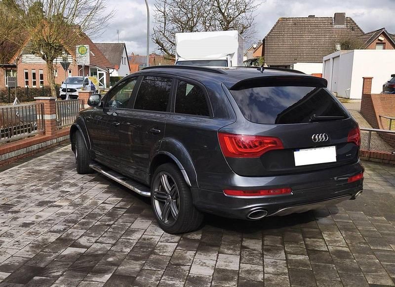 Gebraucht Audi Q7 244 PS (179 kW) 2015 Grau SUV