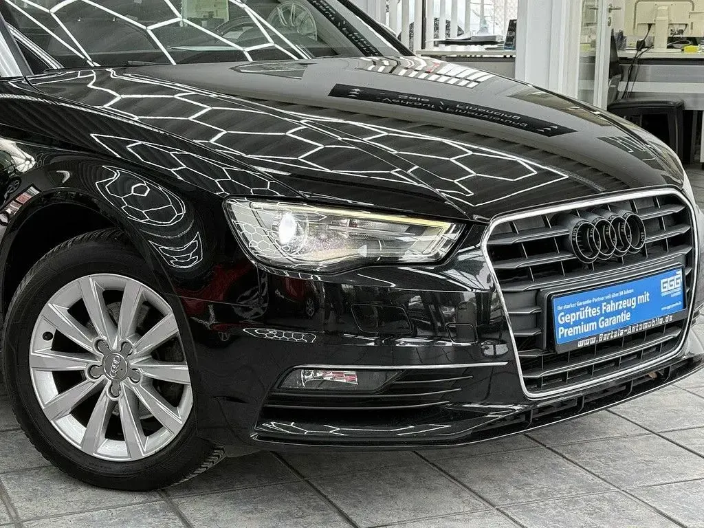 Używany Audi A3 Attraction 110 KM (80 kW) 2016 Andere Kabriolet