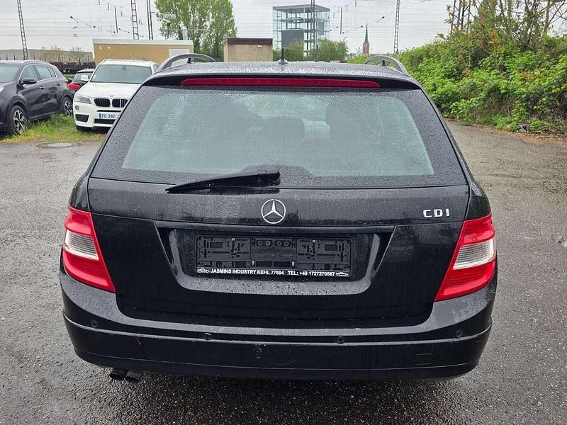 Gebraucht Mercedes C200 136 PS (100 kW) 2008 Obsidianschwarz  metalliclack Kombi