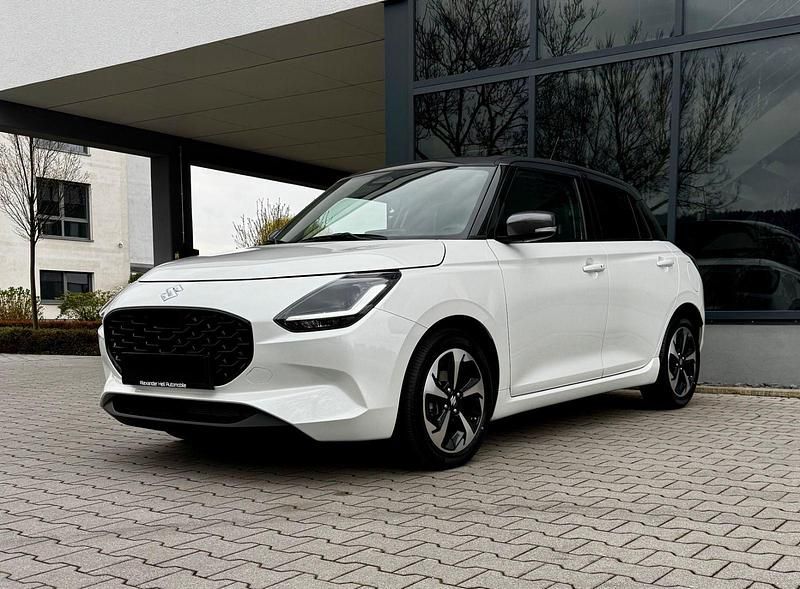 Gebraucht Suzuki Swift 83 PS (61 kW) 2025 Weiß Kleinwagen