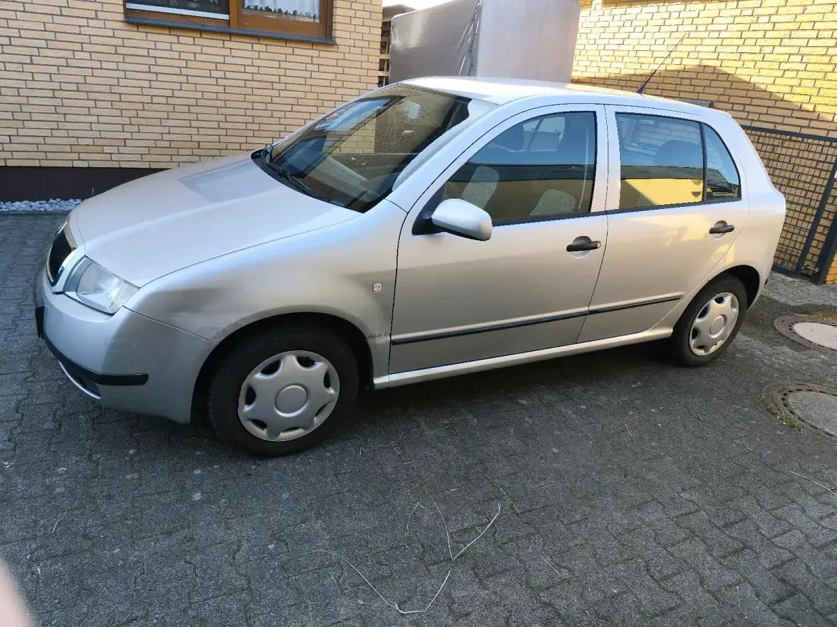 Gebraucht Skoda Fabia 68 PS (50 kW) 2003 Silber Kleinwagen