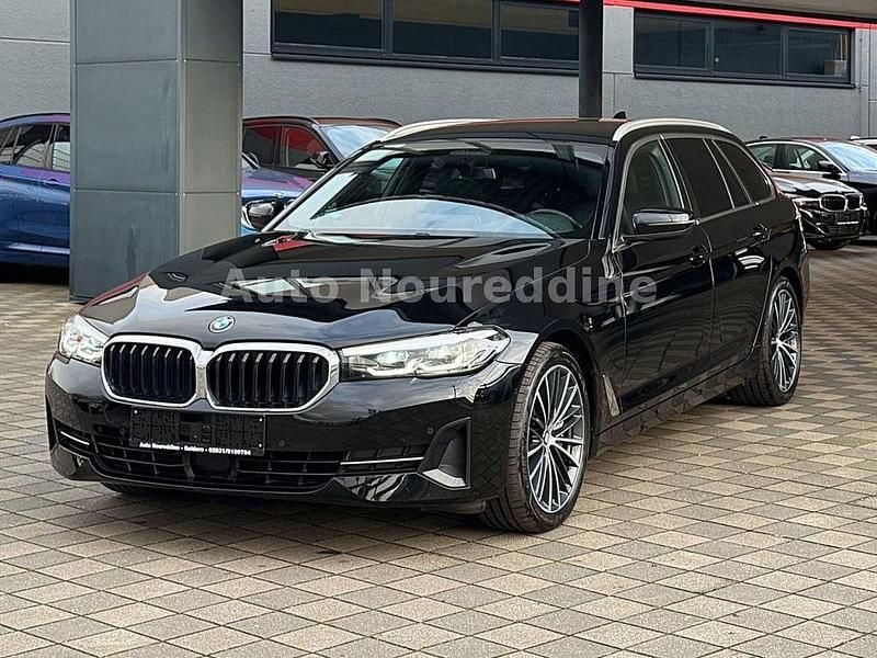 Gebraucht BMW 530 Performance 286 PS (210 kW) 2021 Schwarz Kombi