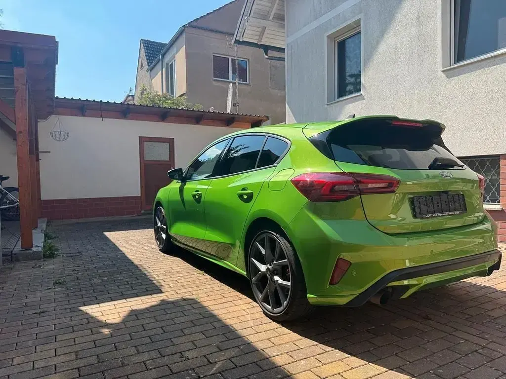 Gebraucht Ford Focus ST 280 PS (205 kW) 2023 Grün Limousine