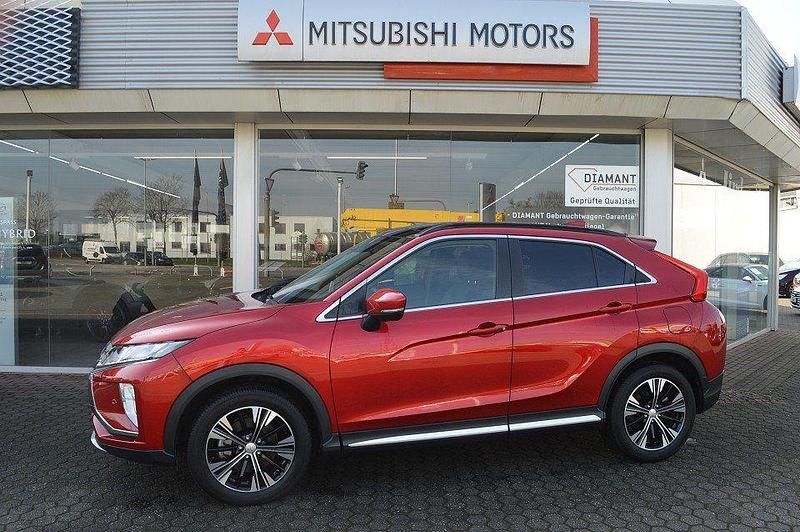 Gebraucht Mitsubishi Eclipse Cross Top 163 PS (119 kW) 2019 Rot SUV