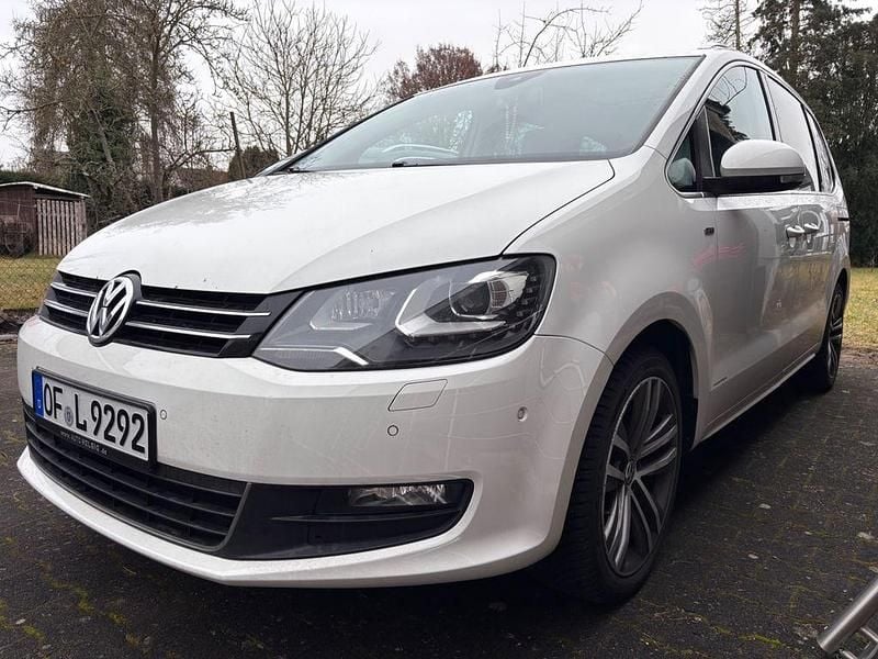 Gebraucht VW Sharan 177 PS (130 kW) 2014 Weiß Van / Kleinbus