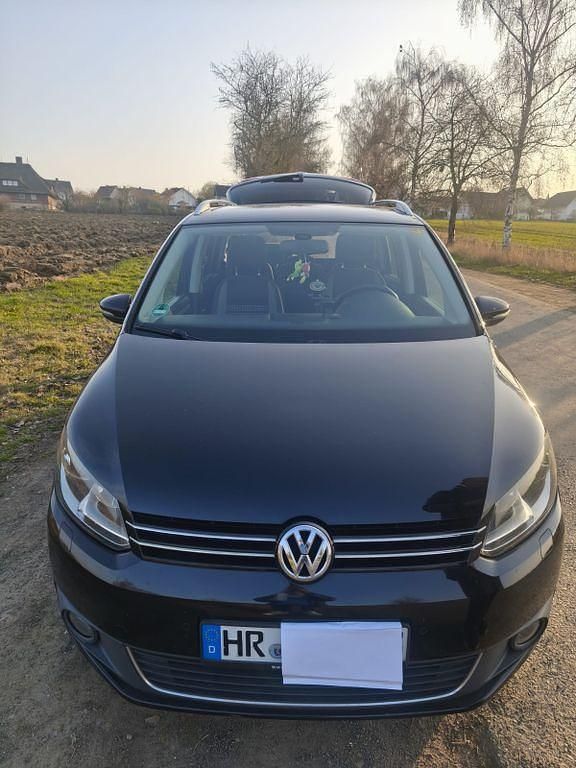 Gebraucht VW Touran Life 140 PS (102 kW) 2013 Schwarz Van / Kleinbus