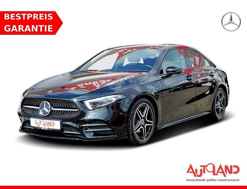 Andere Gebraucht 2019 Mercedes A180 AMG line Limousine | 26.990 € (Teuer) - Bild 1/4