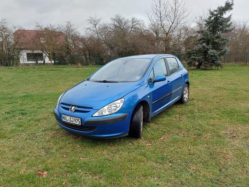 Blau Gebraucht 2003 Peugeot 307 Kleinwagen | 500 € (Superpreis) - Bild 1/4