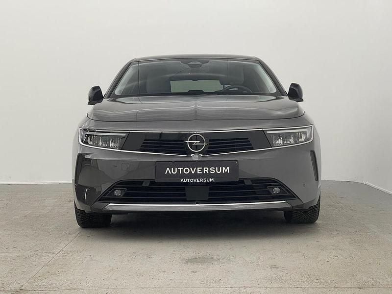 Gebraucht Opel Astra Elegance 181 PS (133 kW) 2023 Mondstein grau/e:vulkan grau Limousine