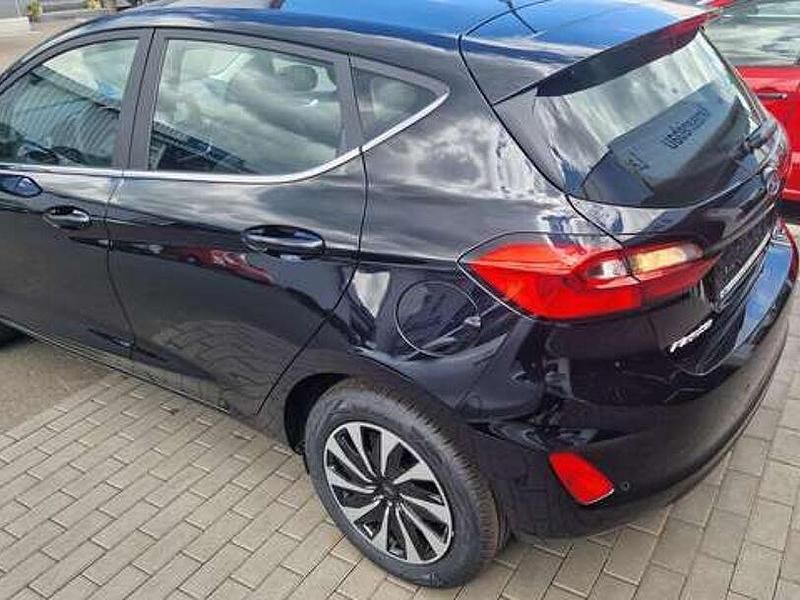 Gebraucht Ford Fiesta Titanium 125 PS (91 kW) 2024 Schwarz