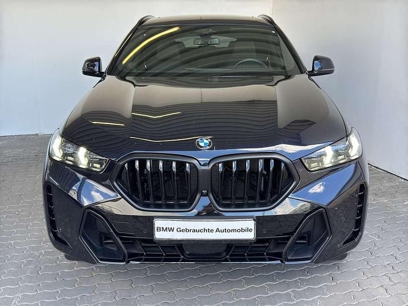 M carbonschwarz met. Gebraucht 2024 BMW X6 M Sport SUV | 82.980 € (Superpreis) - Bild 1/4