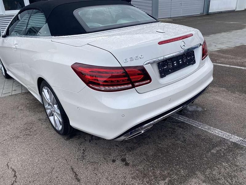 Gebraucht Mercedes E350 AMG 306 PS (225 kW) 2014 Weiß Cabrio