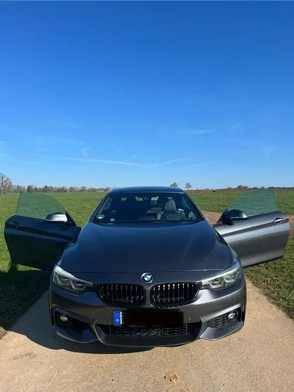 Gebraucht BMW 440 M Sport 326 PS (239 kW) 2020 Grau Cabrio