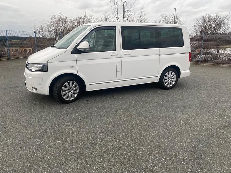 Usado VW Multivan 180 HP (132 kW) 2013 Branco Monovolume