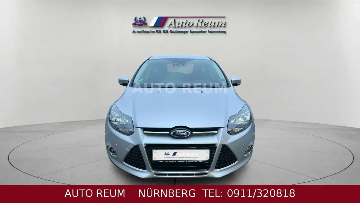 Używany Ford Focus Titanium 163 KM (119 kW) 2014 Srebrny Sedan/Limuzyna