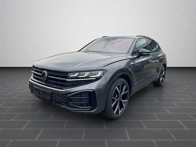 Siliziumgrau metallic (metallic) Gebraucht 2025 VW Touareg R-line SUV | 98.290 € - Bild 1/4