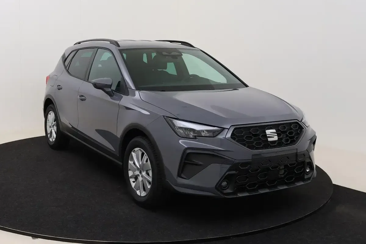 Neu Seat Arona 116 PS (85 kW) 2026 Graphene grey SUV
