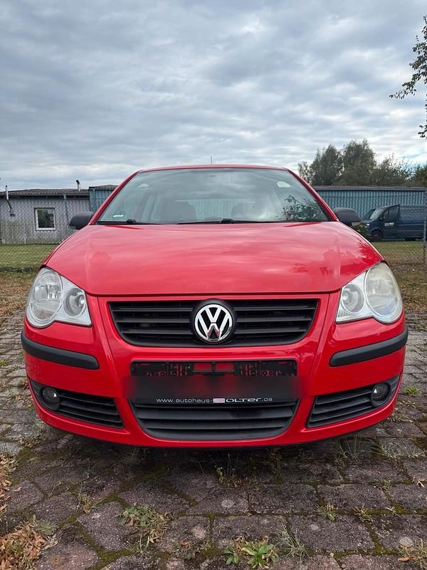 Rot Gebraucht 2005 VW Polo Kleinwagen | 680 € (Guter Preis) - Bild 1/4
