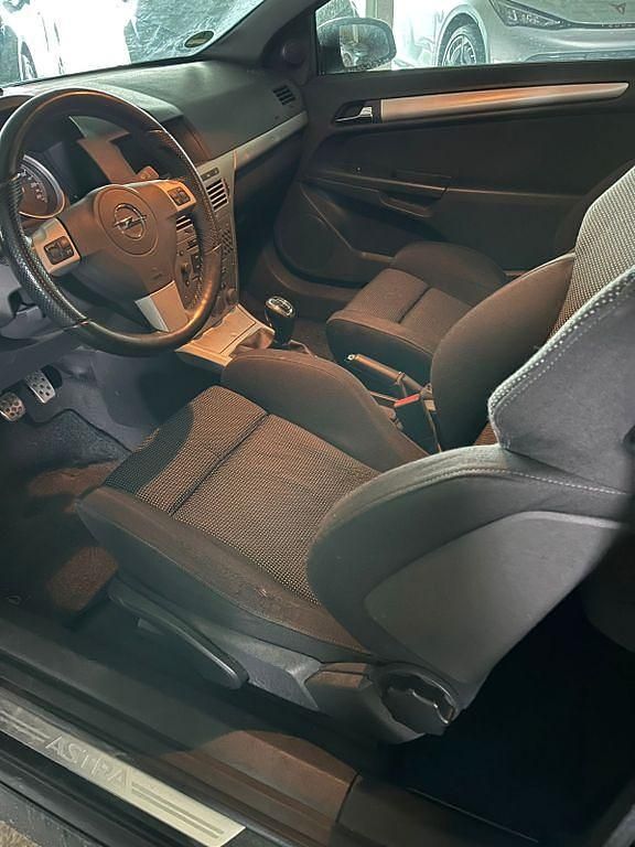 Gebraucht Opel Astra GTC OPC 200 PS (147 kW) 2008 Schwarz Coupé