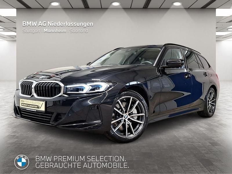 Schwarz Gebraucht 2024 BMW 330 Comfort Edition Kombi | 42.570 € (Fairer Preis) - Bild 1/4
