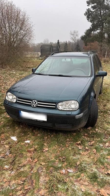 Grün Gebraucht 2002 VW Golf IV Kombi | 650 € (Superpreis) - Bild 1/4