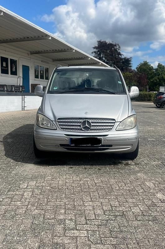 Grau Gebraucht 2008 Mercedes Vito Van / Kleinbus | 4.700 € (Superpreis) - Bild 1/4