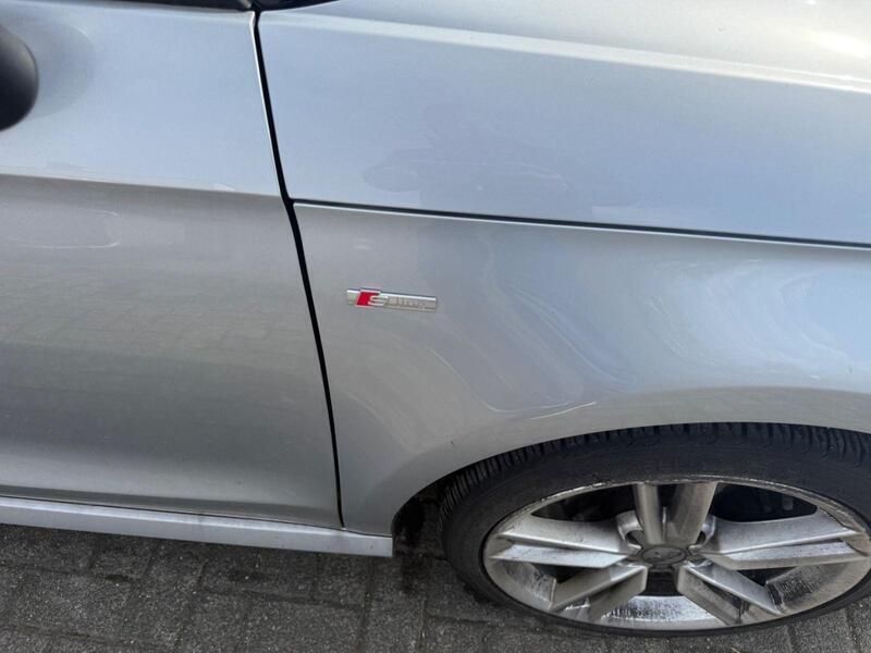 Gebraucht Audi A1 Basis 95 PS (69 kW) 2017 Silber Kleinwagen