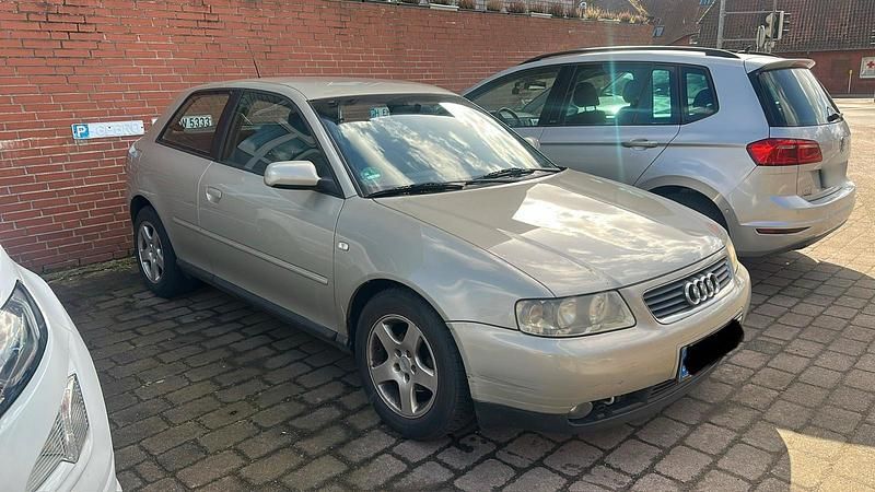 Gebraucht Audi A3 102 PS (75 kW) 2002 Gold Kleinwagen