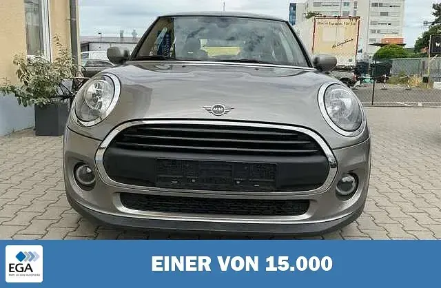 Gebraucht Mini ONE 102 PS (75 kW) 2020 Silber metallic Kleinwagen