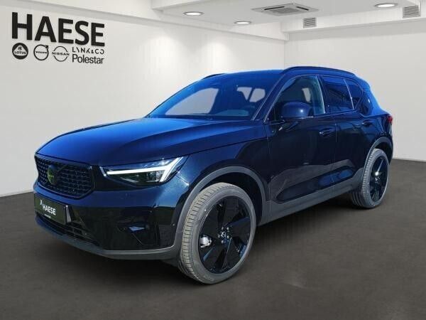 Schwarz (onyx black metallic) Neu 2025 Volvo XC40 Plus SUV | 39.120 € (Guter Preis) - Bild 1/4
