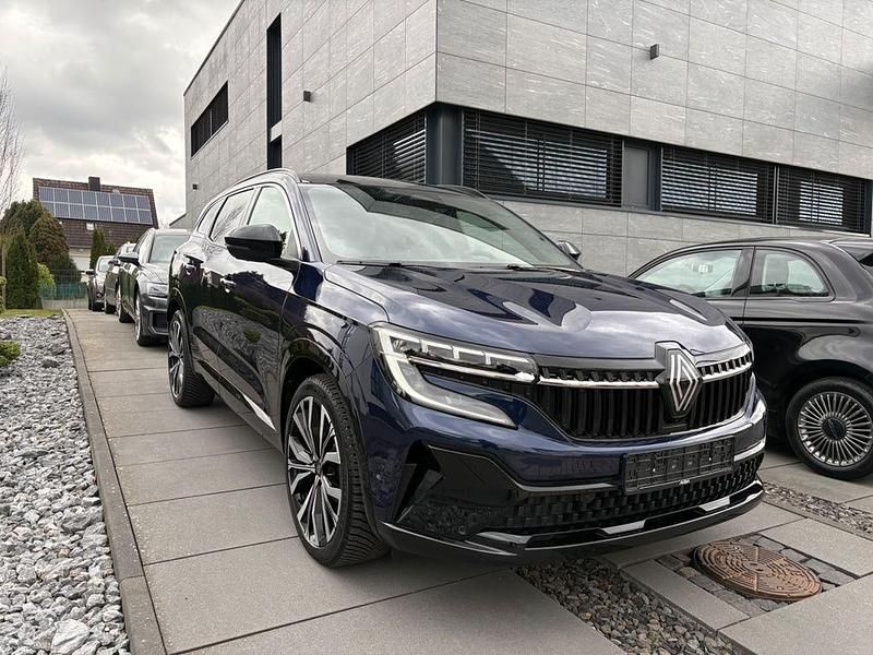 Gebraucht Renault Espace Iconic 131 PS (96 kW) 2024 Blau SUV