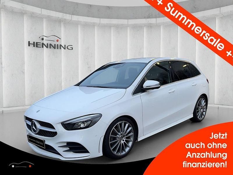 Unilack polarweiß Gebraucht 2019 Mercedes B200 AMG Van / Kleinbus | 22.880 € (Fairer Preis) - Bild 1/4
