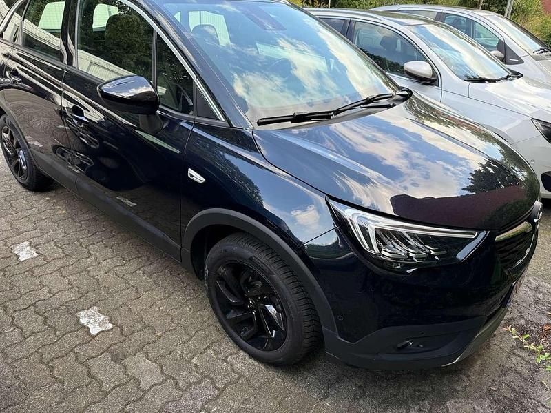 Gebraucht Opel Crossland X Innovation 131 PS (96 kW) 2019 Tiefseeblau/darkmoon blue SUV