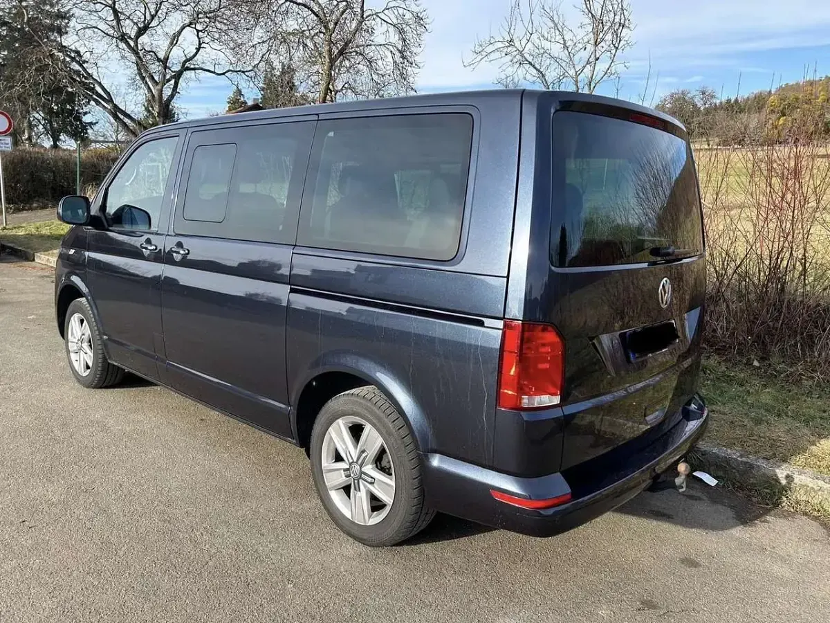 Gebraucht VW Multivan Comfortline 150 PS (110 kW) 2022 Blau Van / Kleinbus