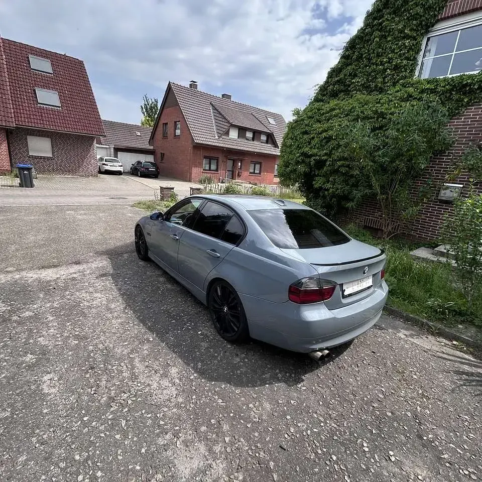 Gebraucht BMW 330 258 PS (189 kW) 2005 Limousine