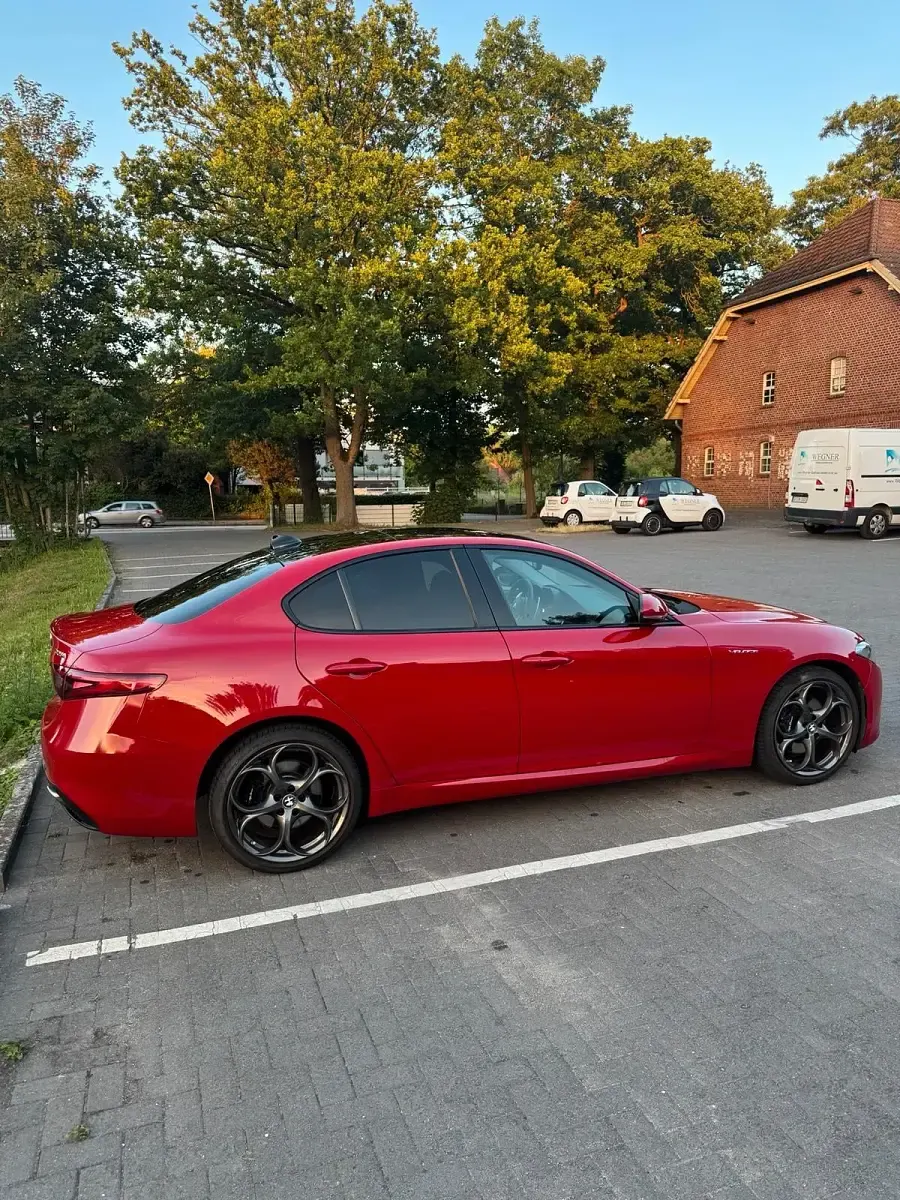 Gebraucht Alfa Romeo Giulia Veloce 280 PS (205 kW) 2017 Rot Limousine