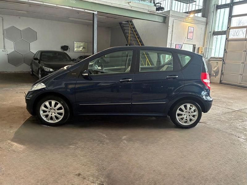 Gebraucht Mercedes A200 136 PS (100 kW) 2007 Blau Limousine