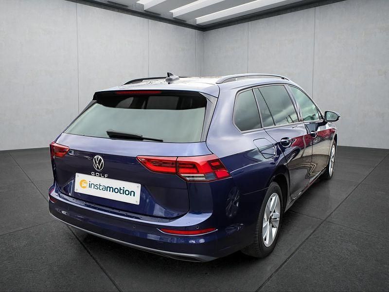 Gebraucht VW Golf VIII 150 PS (110 kW) 2022 Blau Kombi