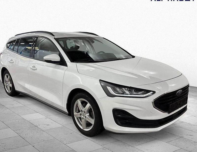 Gebraucht Ford Focus Cool & Connect 120 PS (88 kW) 2022 Weiß Limousine