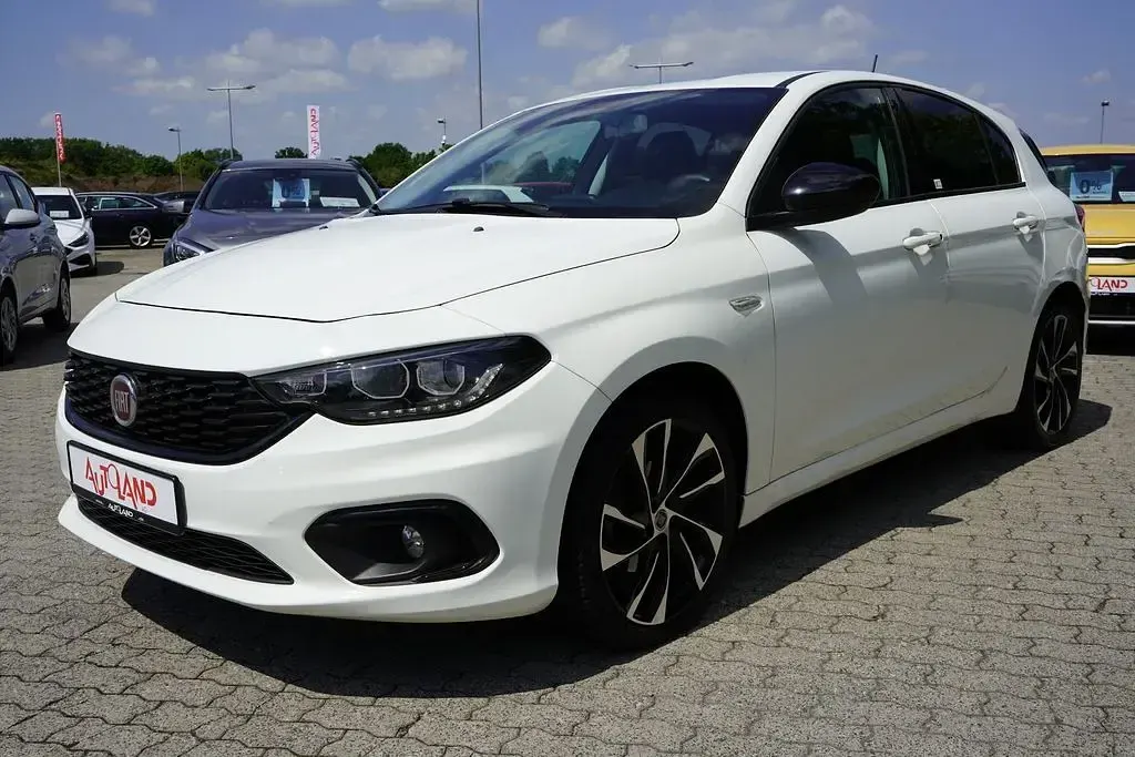 Gebraucht Fiat Tipo 120 PS (88 kW) 2018 Weiss Limousine