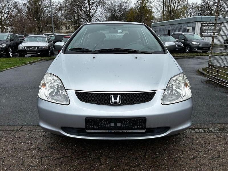 Second-hand Honda Civic LS 90 CP (66 kW) 2003 Argintiu Hatchback
