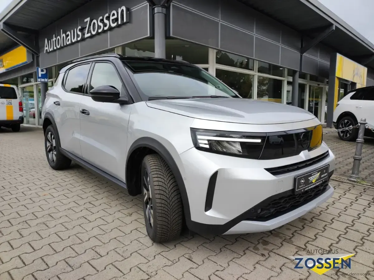 Neu Opel Frontera Ultimate 145 PS (106 kW) 2026 Silber SUV