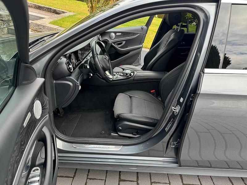Usata Mercedes E200 184 CV (135 kW) 2017 Grigio Station wagon