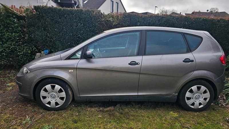 Gebraucht Seat Altea 110 PS (80 kW) 2005 Grau Van / Kleinbus