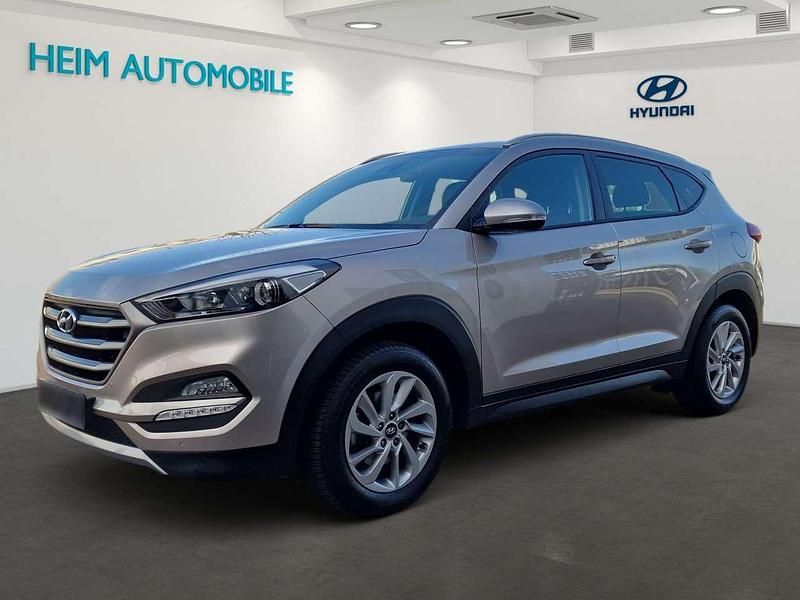 Gebraucht Hyundai Tucson Advantage 177 PS (130 kW) 2017 White sand SUV