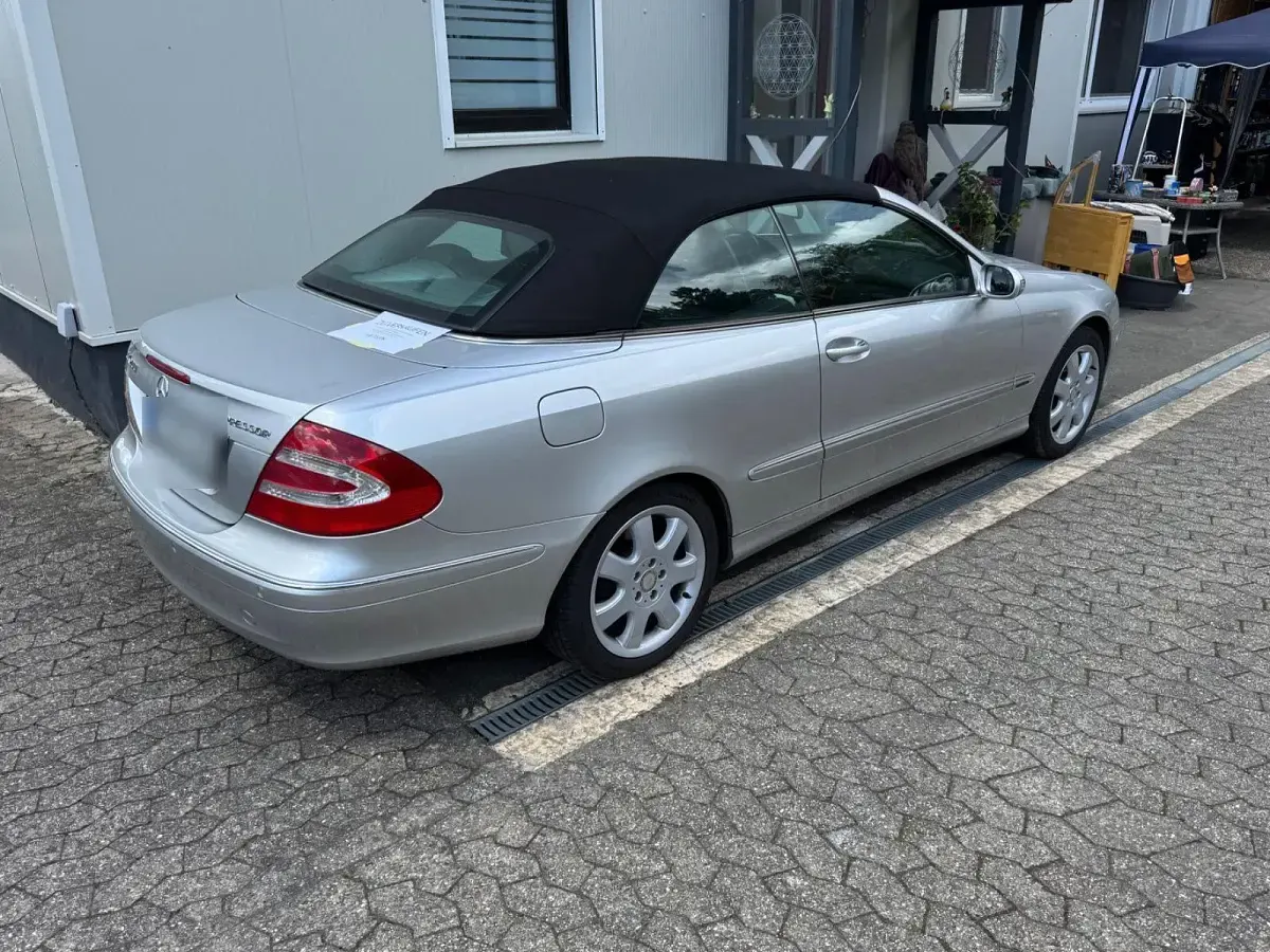 Gebraucht Mercedes CLK200 Elegance 163 PS (119 kW) 2005 Silber Cabrio