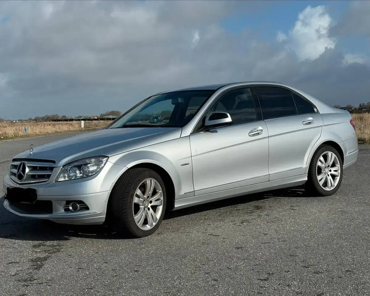 Gebraucht Mercedes C180 Avantgarde 156 PS (114 kW) 2007 Silber Limousine