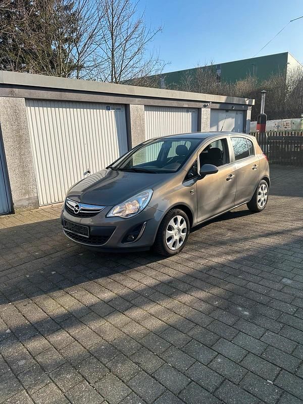Gebraucht Opel Corsa Elegance 69 PS (50 kW) 2011 Braun Limousine
